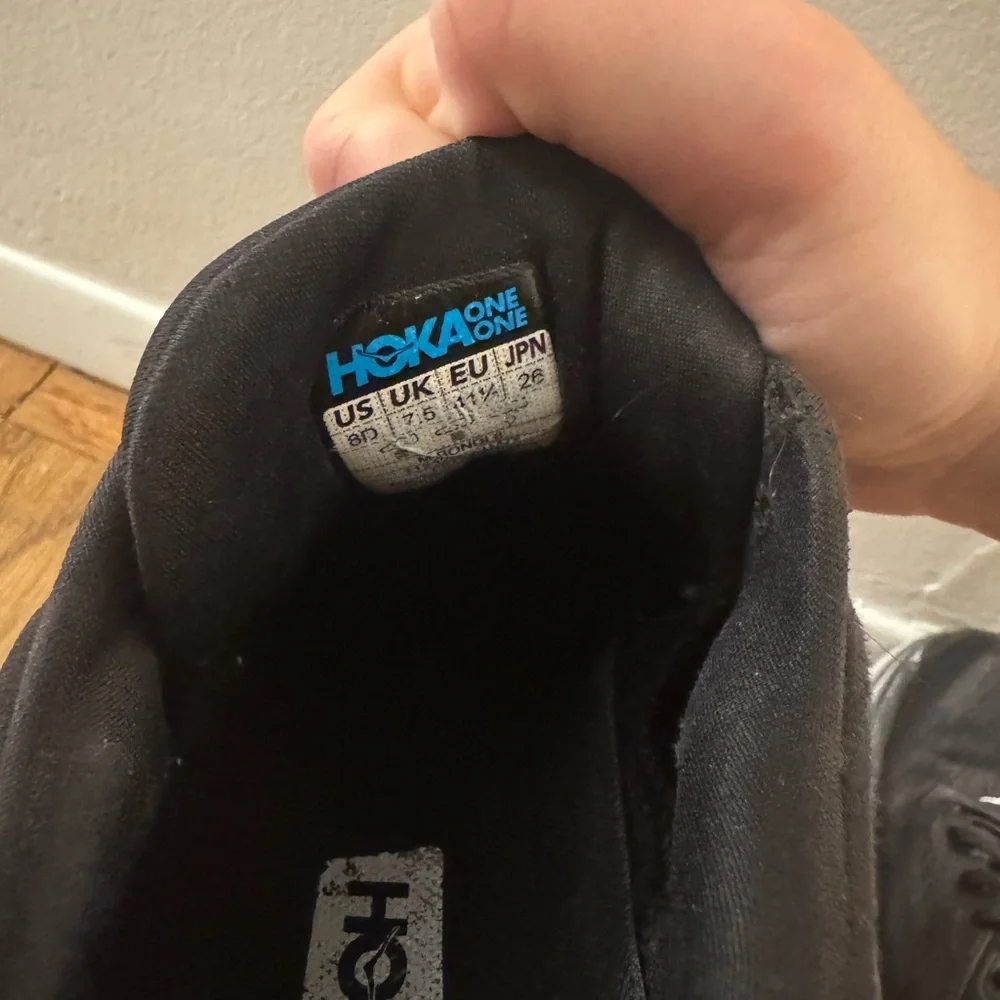 Hoka One One Bondi 8 Running Shoes Size 8 B Black Athletic Sneakers - Picture 8 of 8